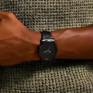 The Minimalist Slim Three-Hand Black Stainless Steel Watch FS5308